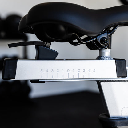 GIANT Lifting GIANT Air Bike - GMWD Fitness