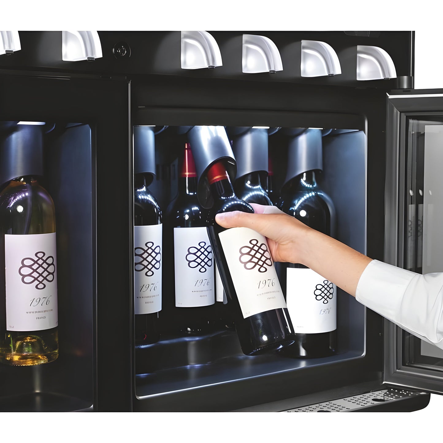 EuroCave Vin Au Verre 8.0 Wine Preserver and Dispenser - 249 50 08