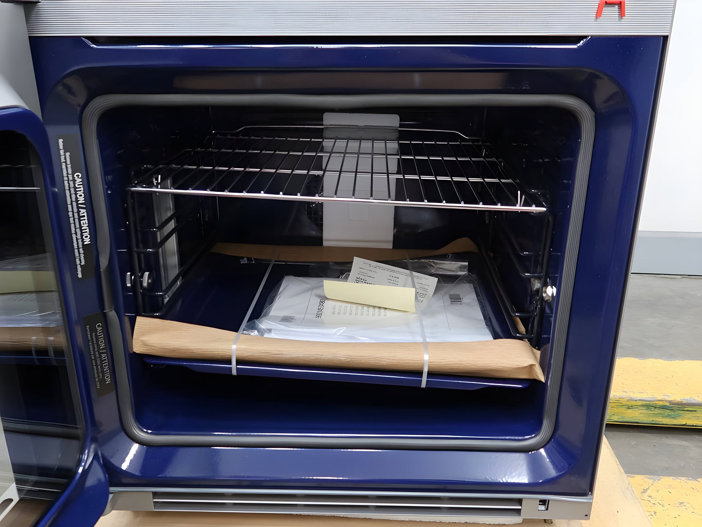 Gaggenau 400 Serie 24" Home Connect Smart 3.2 Cu. Ft Electric Wall Oven BO451612