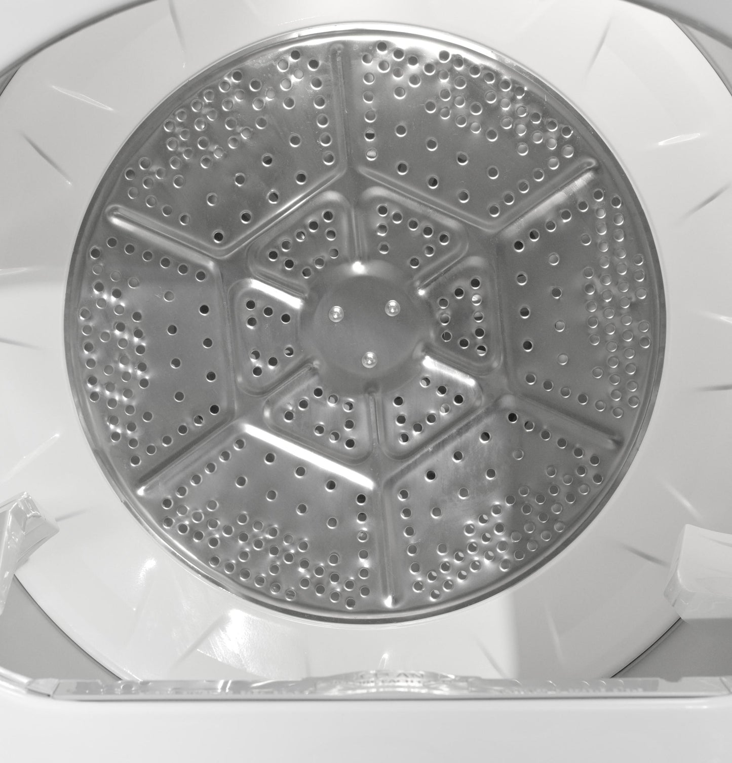 GE APPLIANCES GTD48GASWWB GE(R) 7.2 cu. ft. Capacity Gas Dryer with Up To 120 ft. Venting and Extended Tumble - GTD48GASWWB-KT