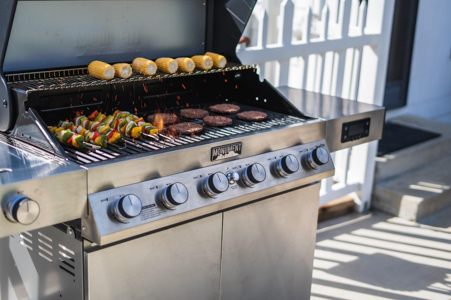 Monument Grills 6-Burner Convertible Natural Gas Smart bbq Grill Stainless Steel Denali 605 with BBQ Cover - B0C9PXR93L