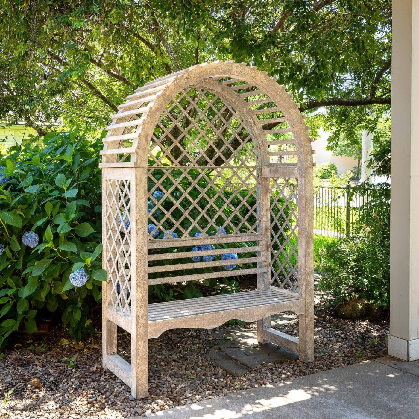 Park Hill Collections Garden Floral Iron Garden Trellis with Bench Storage Display Prop  - EDX20205