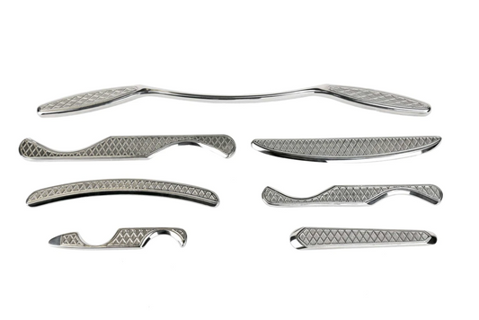 The HawkGrips Gold set contains seven instruments: Small Multi-Curve, Medium Multi-Curve, Large Multi-Curve, Boomerang, Scanner, Tongue Depressor, and Medium Handlebar.   Whats Included Medium Handlebar instrument Small Multi-Curve tool Medium Multi-Curve tool Large Multi-Curve tool Scanner tool Boomerang tool "Tongue Depressor" tool Roll-up carrying case User manual Free Promo Items 1 Jar of regular HawkGrips emollient 1 Jar of fregrance-free HawkGrips emollient 1 Bottle of HawkHydro
