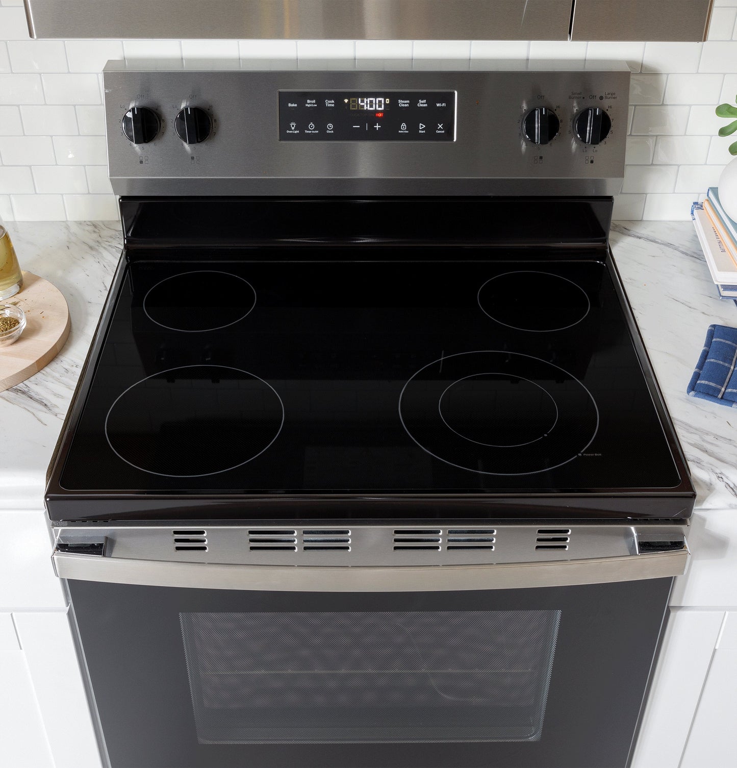 GE APPLIANCES GRF400PVSS GE(R) 30" Free-Standing Electric Range - GRF400PVSS-KT