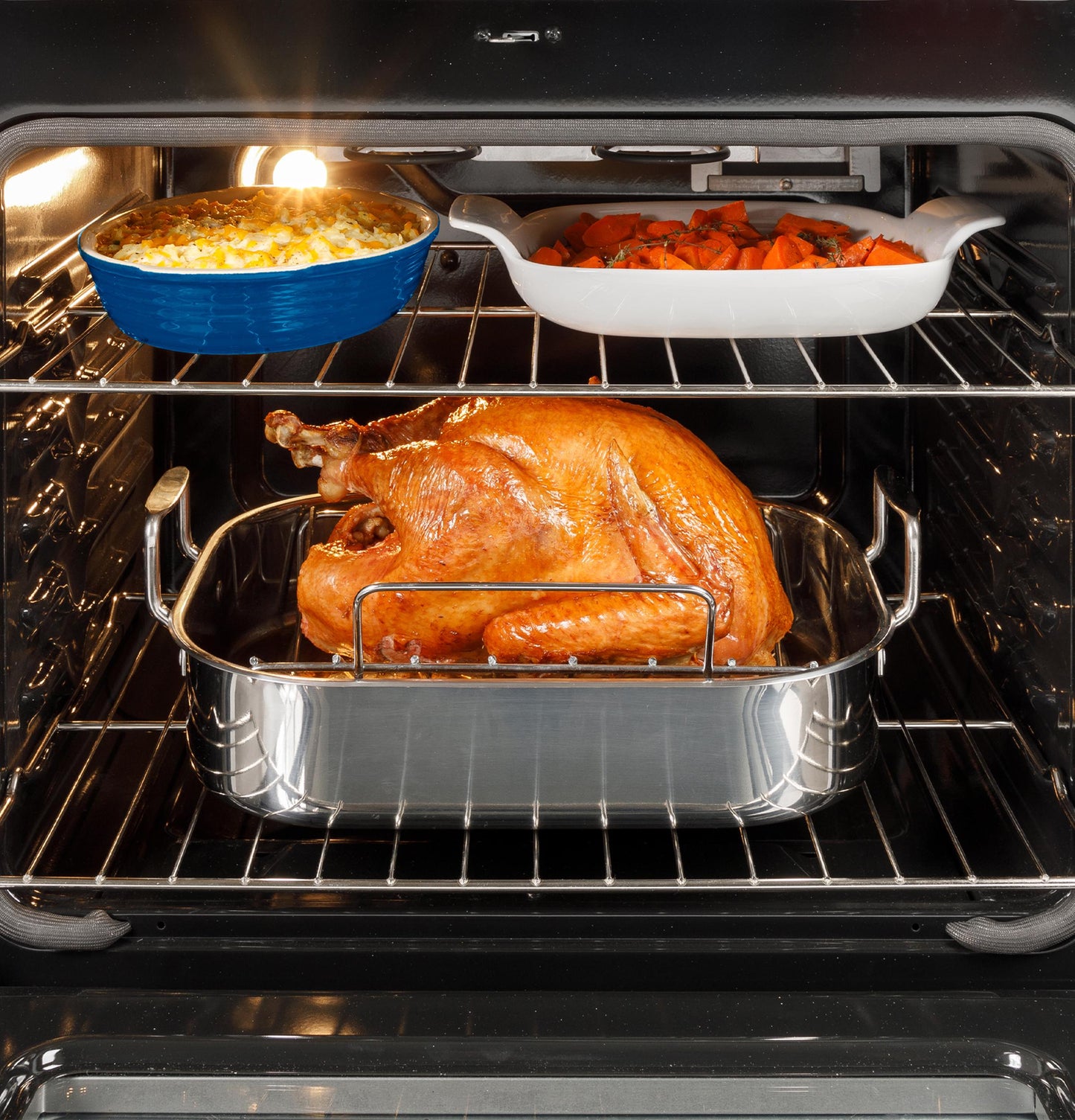 GE APPLIANCES GGS500PVSS GE(R) 30" Slide-In Front-Control Gas Range - GGS500PVSS-KT