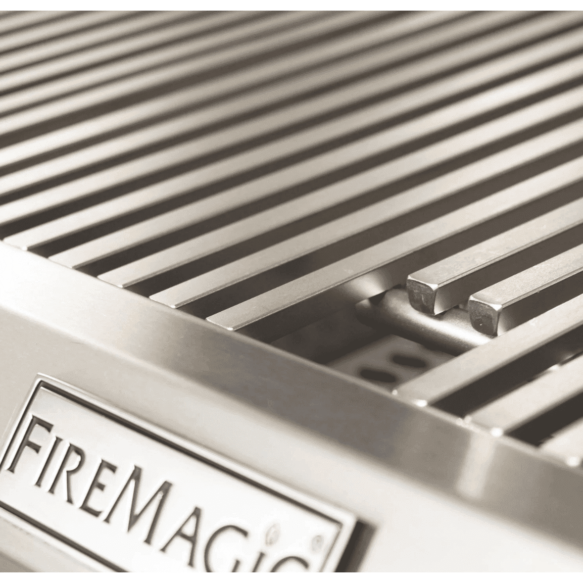 Fire Magic Choice C430S 24-Inch Natural Gas Grill With Analog Thermometer On Patio Post - C430S-RT1N-P6 - Fire Magic Grills