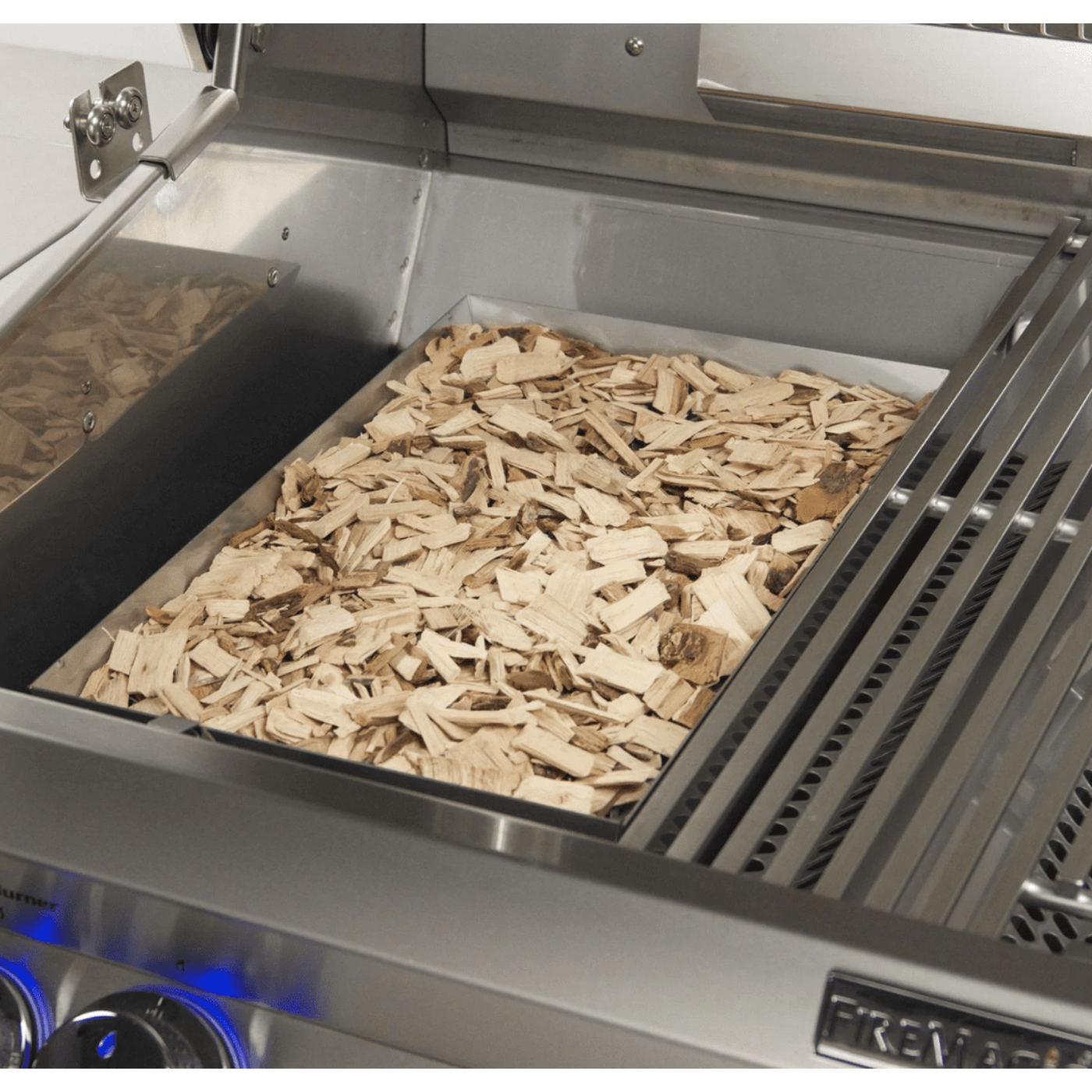Fire Magic Echelon Diamond E790S 36-Inch Natural Gas Grill W/ Side Burner, One Infrared Burner, Magic View Window, Rotisserie, & Digital Thermometer - E790S-8L1N-62-W